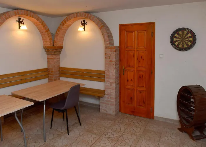 Erdoparty Vendeghaz Tapioszecso